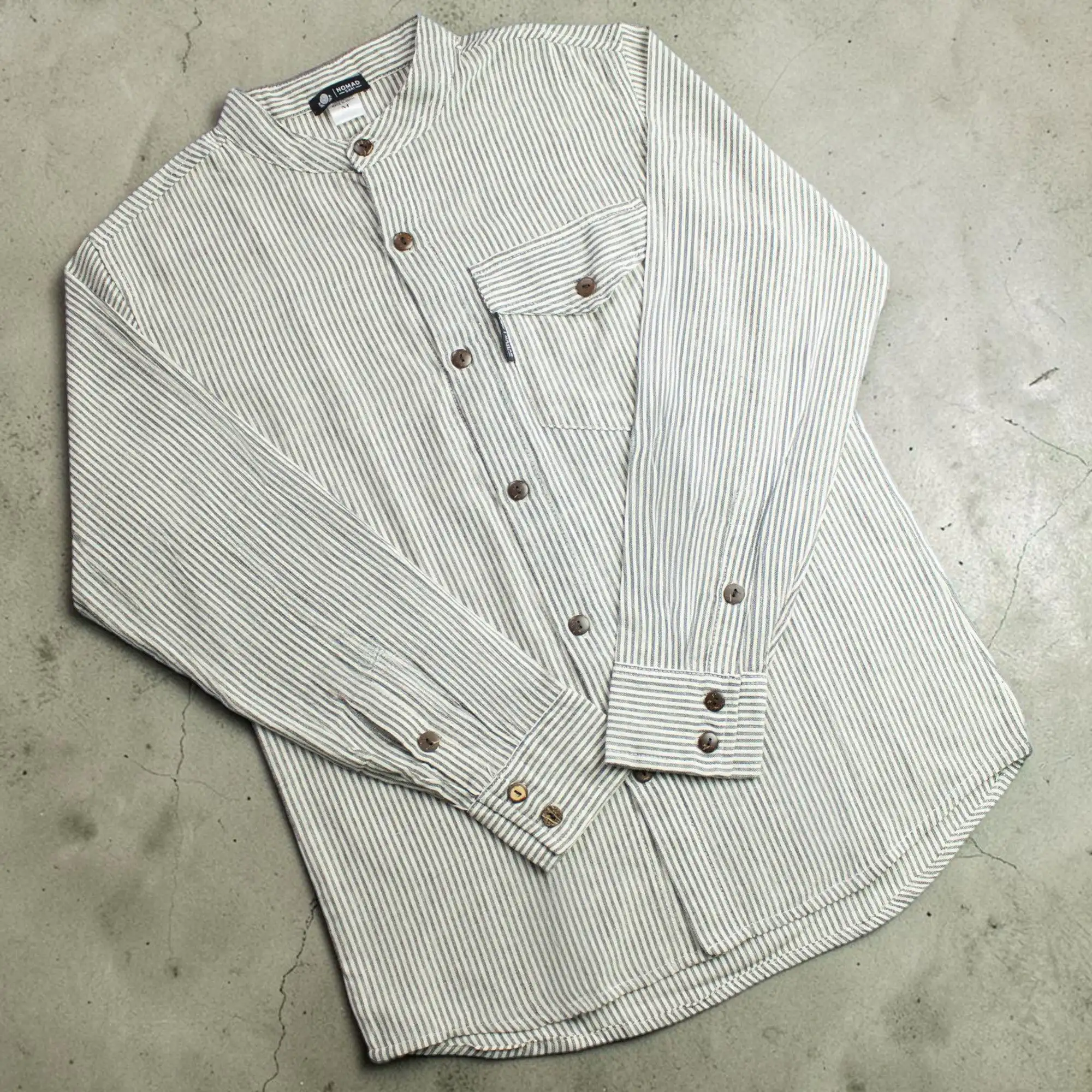 Nomad Sari Grandad Shirt – Grey Stone – Medium | www.artisangoods.co.uk 2 Nomad Sari Grandad Shirt – Grey Stone – Medium | www.artisangoods.co.uk 1