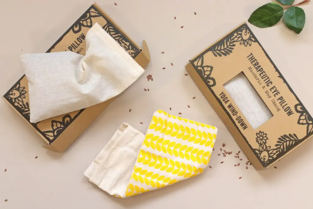 Agnes + Cat Eye Pillow – Eyebag Refresh | www.artisangoods.co.uk 2