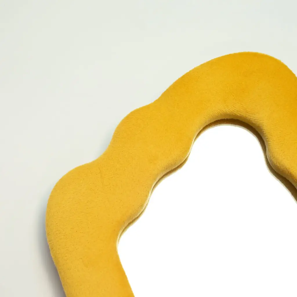 Soft Squiggly Mirror – Flame – Marigold (23×27.5×2.3cm) | www.artisangoods.co.uk 2 Soft Squiggly Mirror – Flame – Marigold (23×27.5×2.3cm) | www.artisangoods.co.uk 2