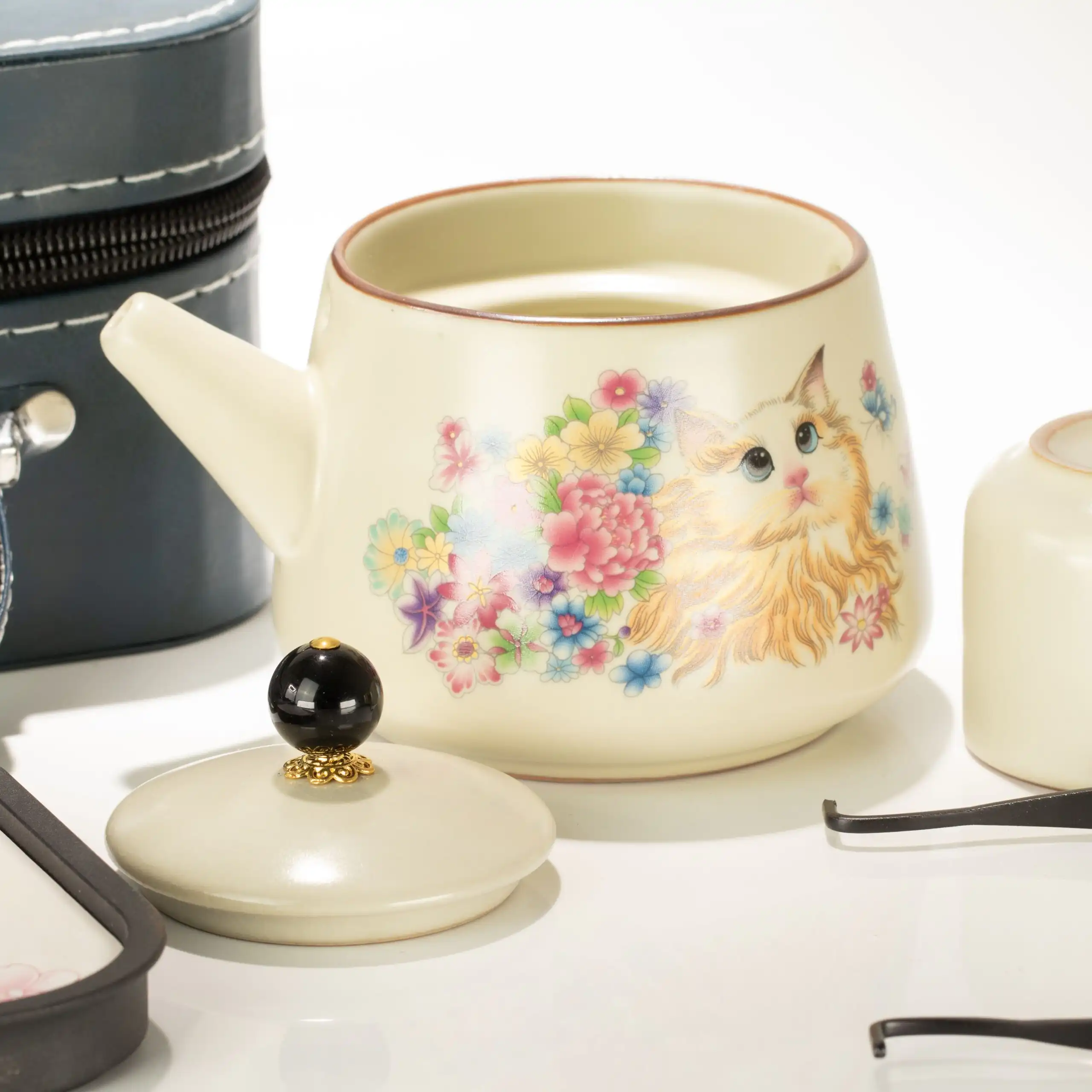Travel Teapot Set & Two Cups - Cat Lover - Image 5