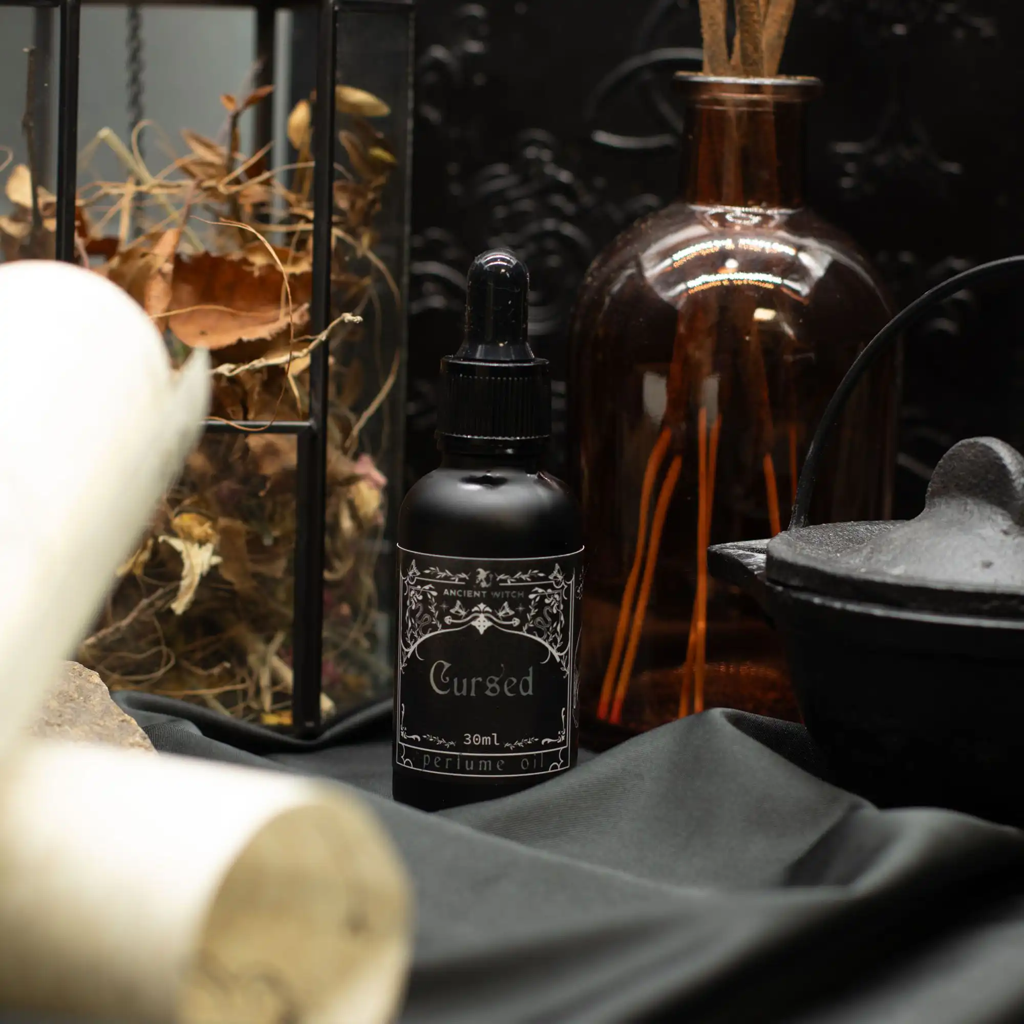 Ancient Witch Perfume Oil – Cursed | www.artisangoods.co.uk 11 Ancient Witch Perfume Oil – Cursed | www.artisangoods.co.uk 10