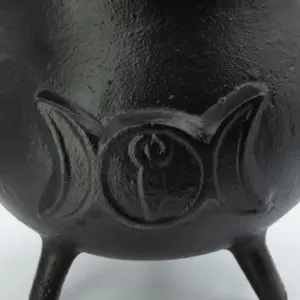 Extra Huge Cast Iron Cauldron with Triple Moon 23x18cm (at least 4kg) | www.artisangoods.co.uk 4