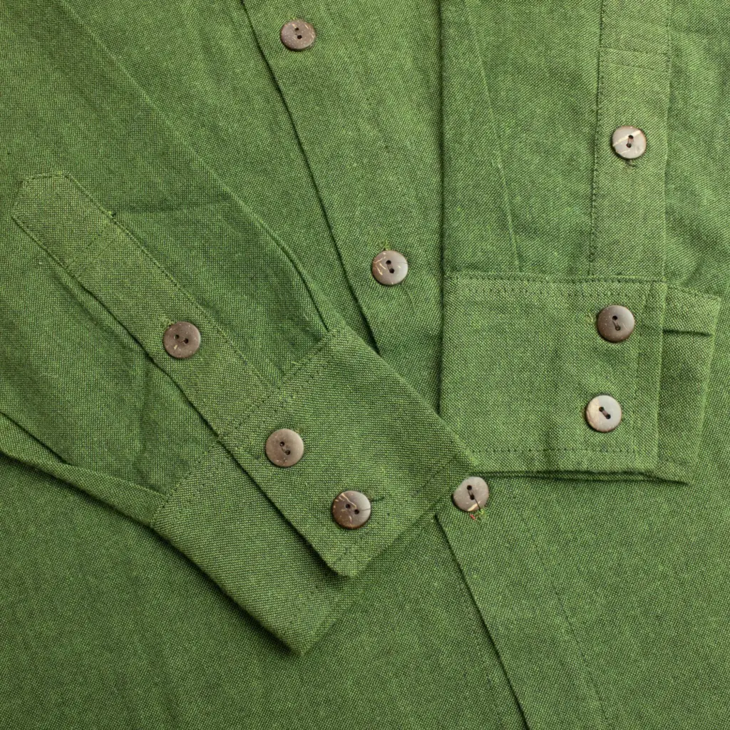 Nomad Sari Kathmandu Shirt – Forest Green – XL | www.artisangoods.co.uk 6 Nomad Sari Kathmandu Shirt – Forest Green – XL | www.artisangoods.co.uk 6