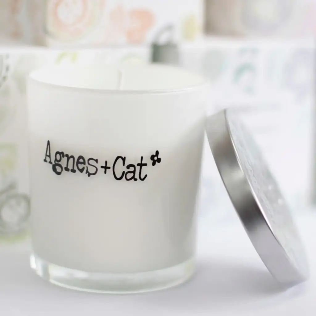 Agnes + Cat Votive Candle – Vintage Gardenia | www.artisangoods.co.uk 3