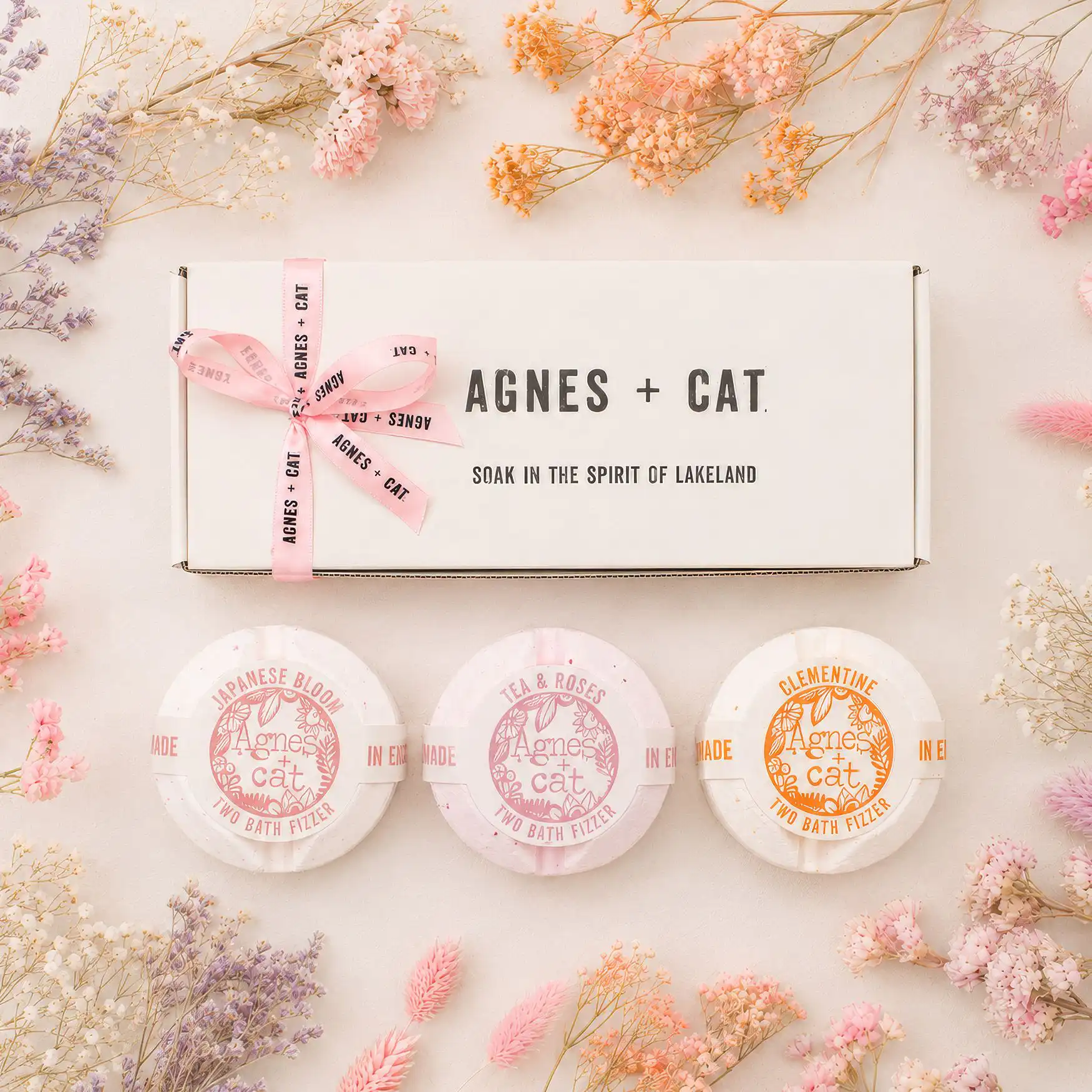 Agnes + Cat Floral & Citrus Bath Fizzer Gift Set - Image 1