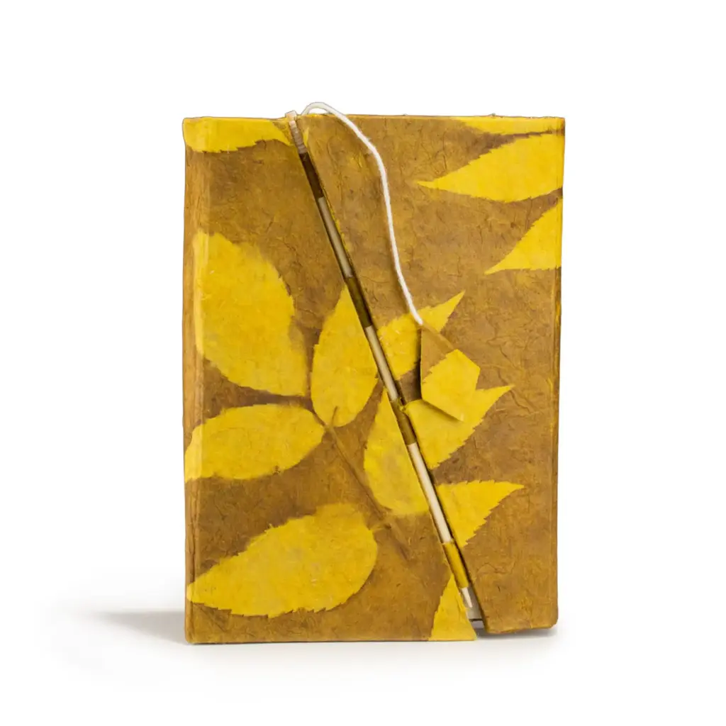 Lokta Bold Floral Bamboo Lock Notebook – Medium (15x12cm) – 45 Leaves – Mustard Brown | www.artisangoods.co.uk 5 Lokta Bold Floral Bamboo Lock Notebook – Medium (15x12cm) – 45 Leaves – Mustard Brown | www.artisangoods.co.uk 5