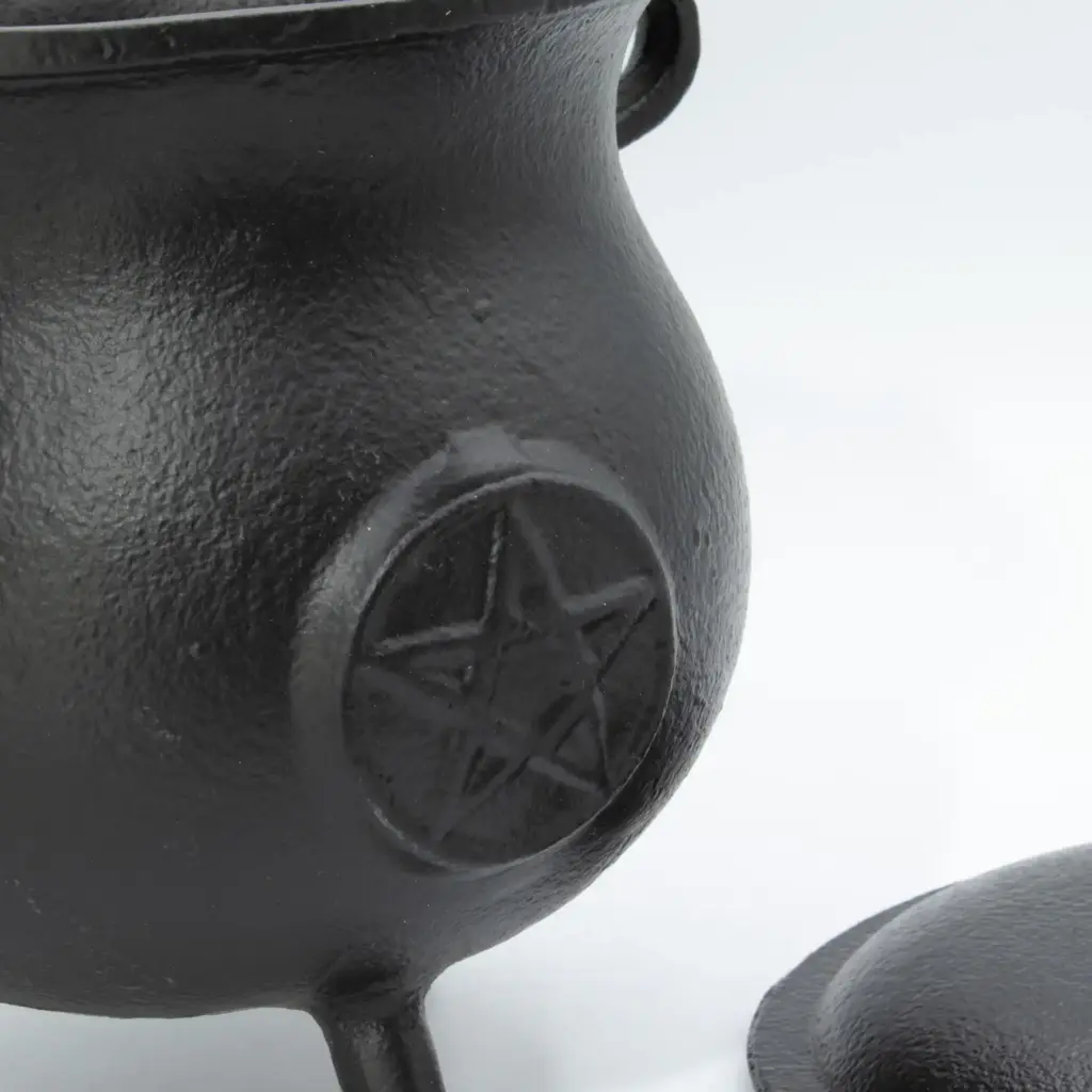 Extra Huge Cast Iron Cauldron with Pentagon 23x18cm (at least 4kg) | www.artisangoods.co.uk 4 Extra Huge Cast Iron Cauldron with Pentagon 23x18cm (at least 4kg) | www.artisangoods.co.uk 4