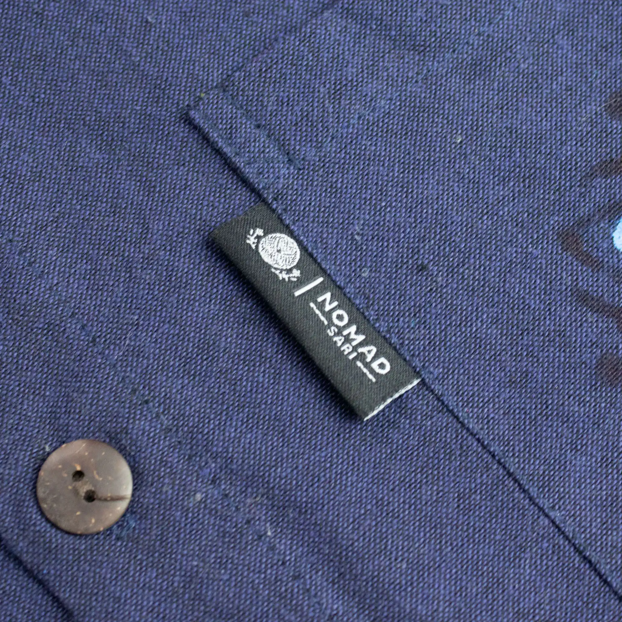 Nomad Sari Kathmandu Shirt – Indigo – Large | www.artisangoods.co.uk 8 Nomad Sari Kathmandu Shirt – Indigo – Large | www.artisangoods.co.uk 7