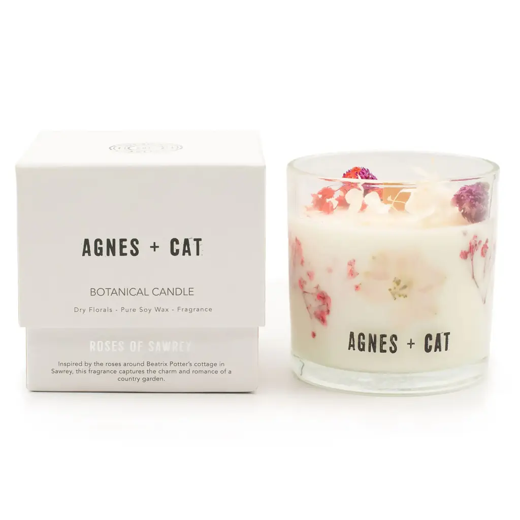 Agnes + Cat Botanical Soy Wax Candle – Roses of Sawrey | www.artisangoods.co.uk 5 Agnes + Cat Botanical Soy Wax Candle – Roses of Sawrey | www.artisangoods.co.uk 5