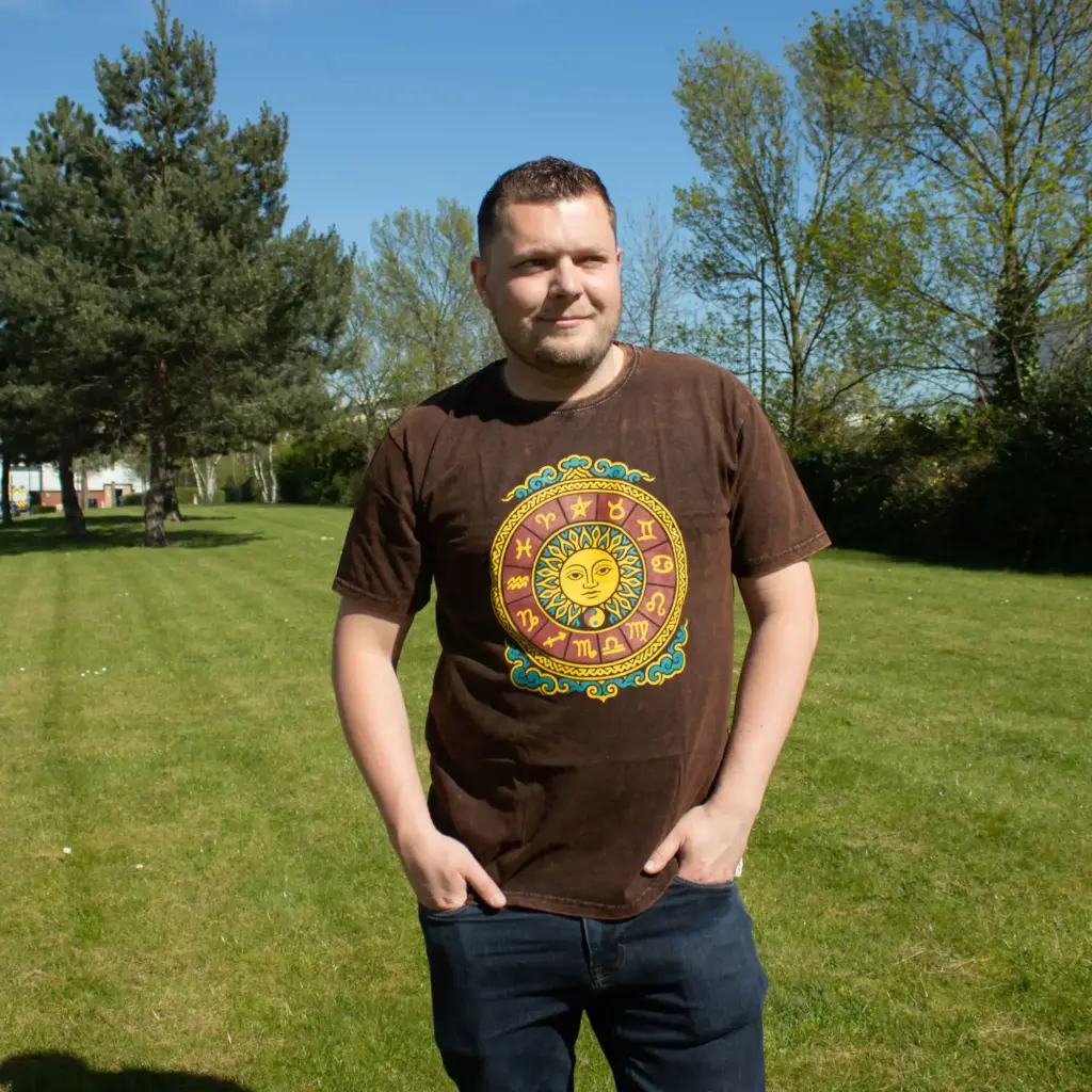 Nomad Sari Stonewashed Cotton T-Shirt – Sun & Zodiac – Brown – XL | www.artisangoods.co.uk 4