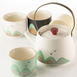 Thousand Miles – Tea Set – Four Cups – Ceremonial Cloth & Bamboo Grip | www.artisangoods.co.uk 1