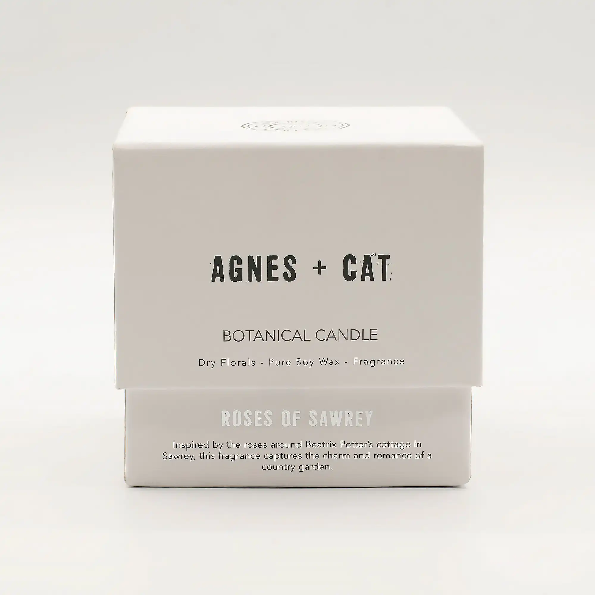 Agnes + Cat Botanical Soy Wax Candle – Roses of Sawrey | www.artisangoods.co.uk 7 Agnes + Cat Botanical Soy Wax Candle – Roses of Sawrey | www.artisangoods.co.uk 6