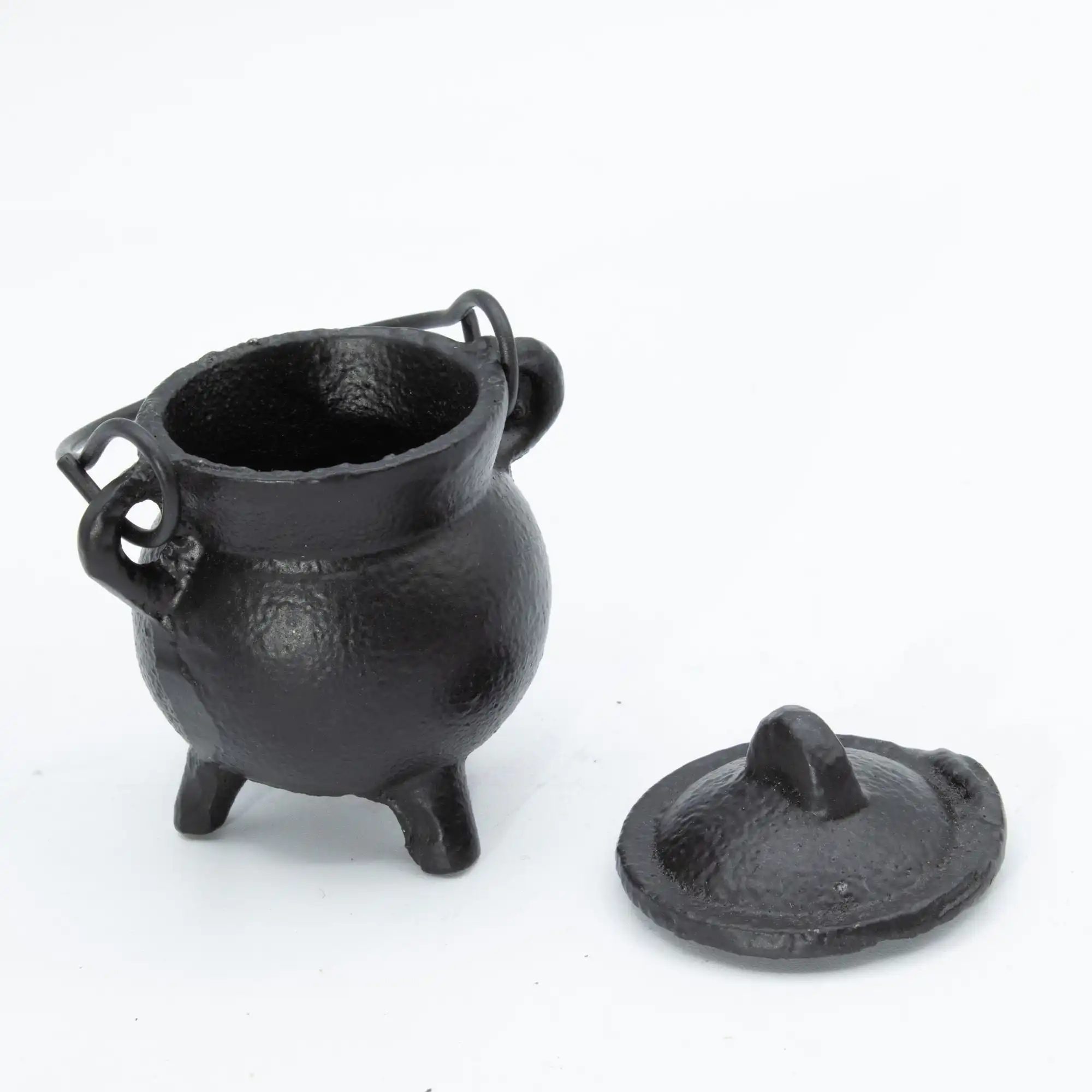 Extra Small Cast Iron Cauldrons 5x7cm | www.artisangoods.co.uk 6 Extra Small Cast Iron Cauldrons 5x7cm - Image 5
