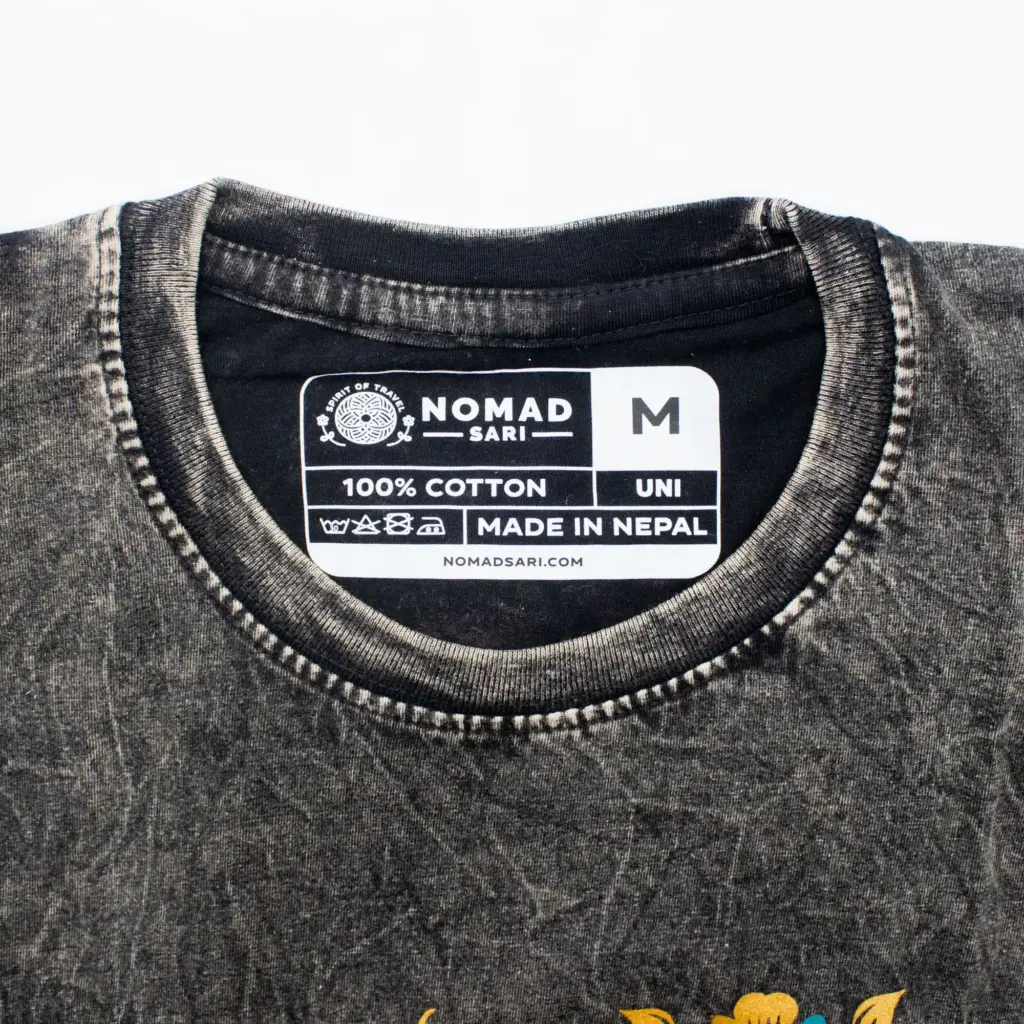 Nomad Sari Stonewashed Cotton T-Shirt – Compass of Life – Charcoal – Medium | www.artisangoods.co.uk 2