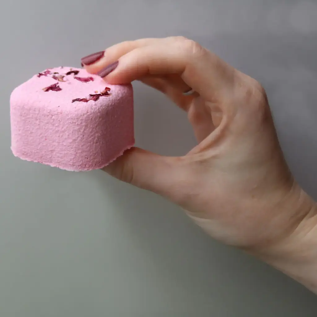 Set of 6 Aromatherapy Shower Steamers – Steamy Shower | www.artisangoods.co.uk 3