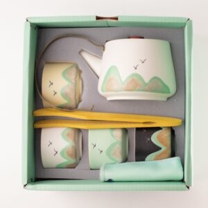 Thousand Miles – Tea Set – Four Cups – Ceremonial Cloth & Bamboo Grip | www.artisangoods.co.uk 3