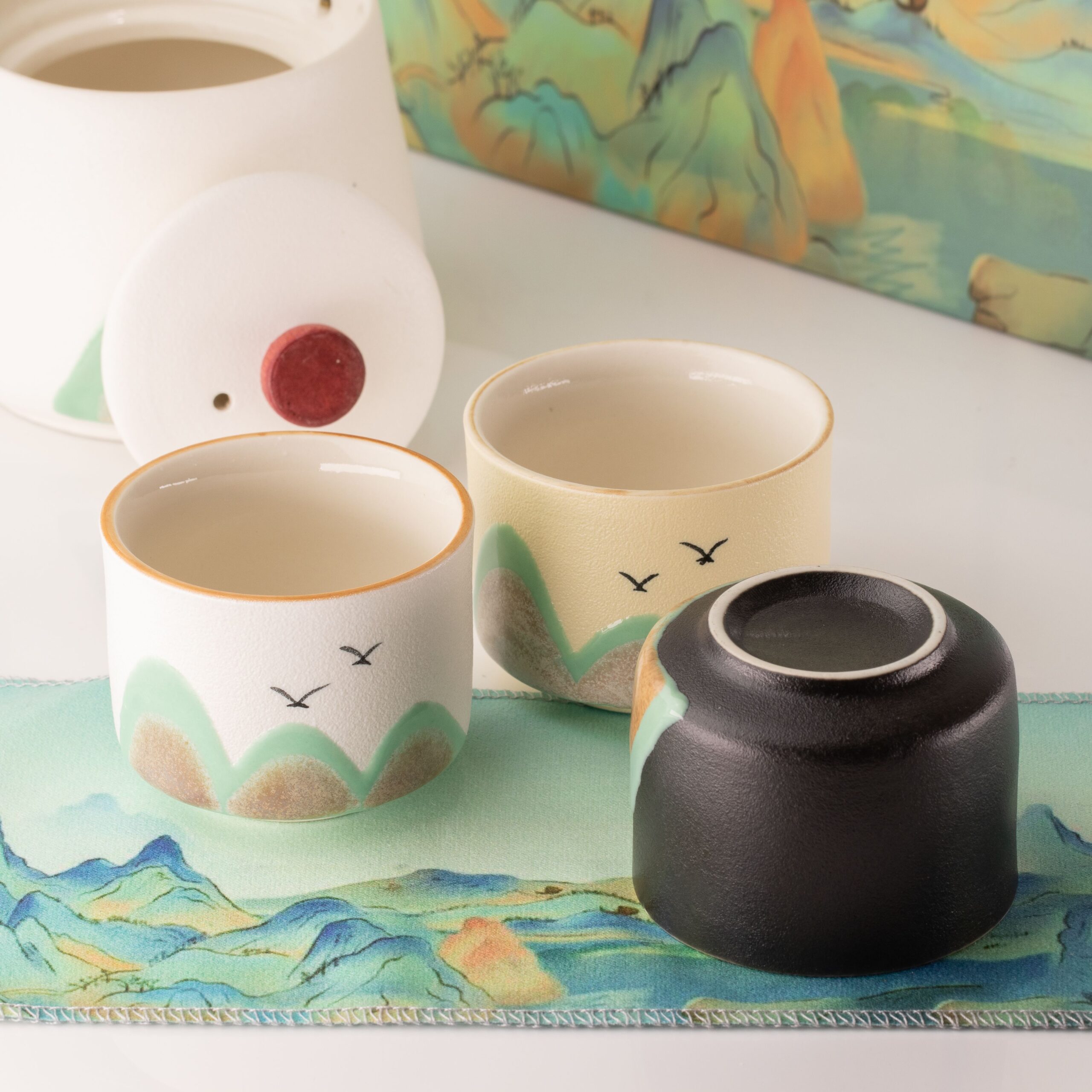 Thousand Miles – Tea Set – Four Cups – Ceremonial Cloth & Bamboo Grip | www.artisangoods.co.uk 7