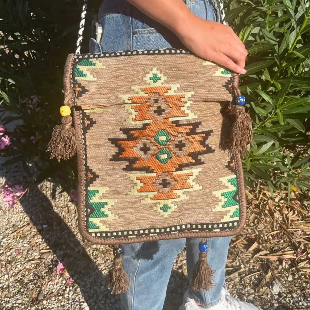 Biege Kilim Messenger Festival Bag | www.artisangoods.co.uk 5