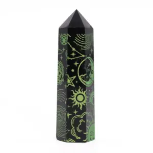 Black Obsidian Point – Mystic Story – Forest Green | www.artisangoods.co.uk 7