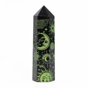 Black Obsidian Point – Mystic Story – Forest Green | www.artisangoods.co.uk 2