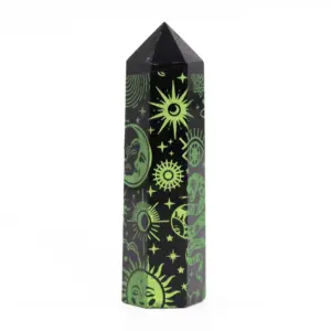 Black Obsidian Point – Mystic Story – Forest Green | www.artisangoods.co.uk 3