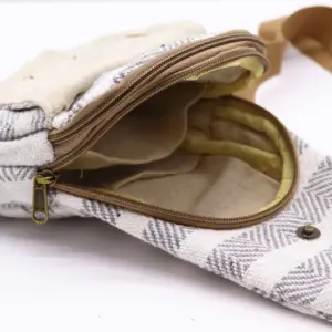 Body Cross Bag Natural Cotton – Grey & White | www.artisangoods.co.uk 3