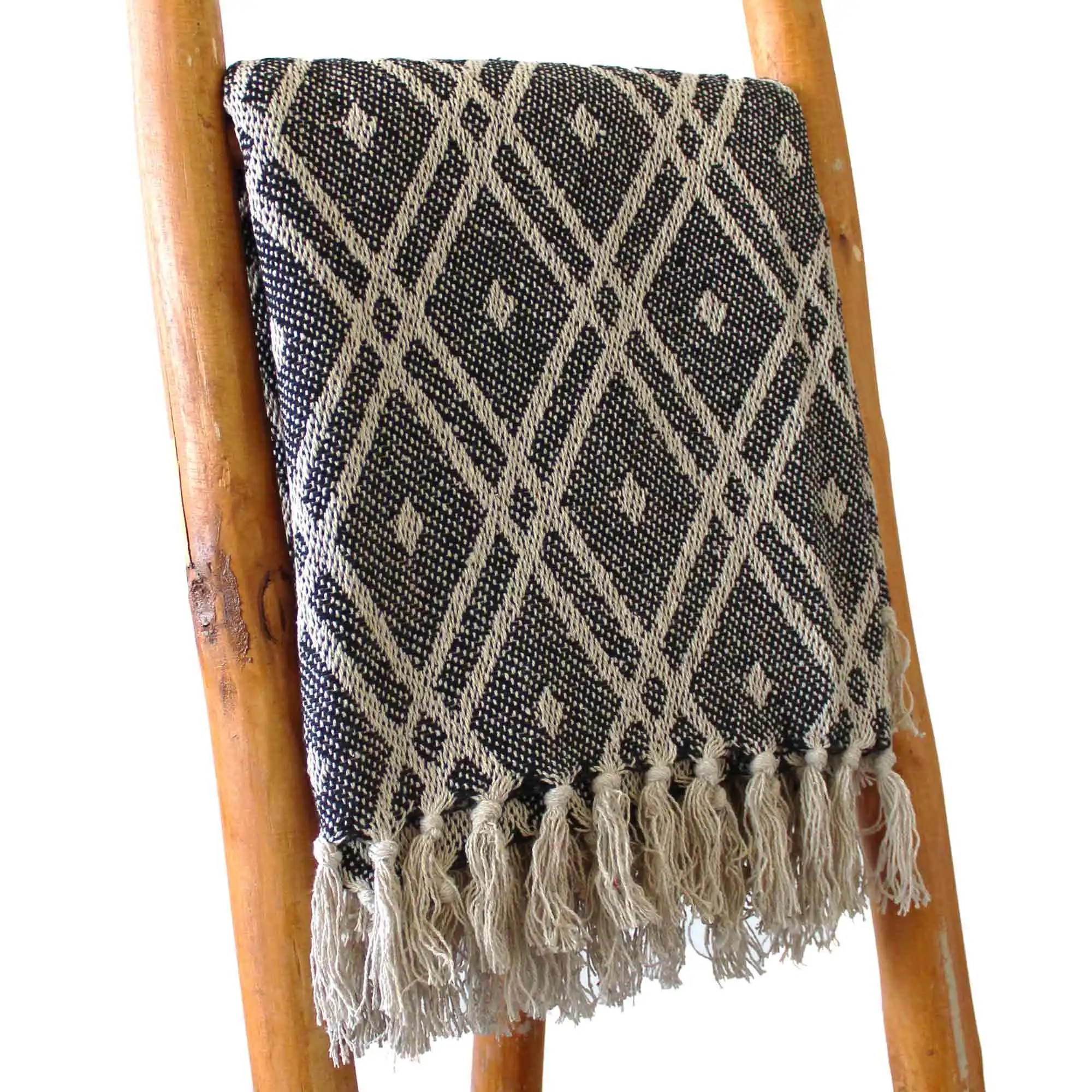 Boho Comfort Throws – Black & Biege Regency | www.artisangoods.co.uk 2 Boho Comfort Throws – Black & Biege Regency | www.artisangoods.co.uk 1