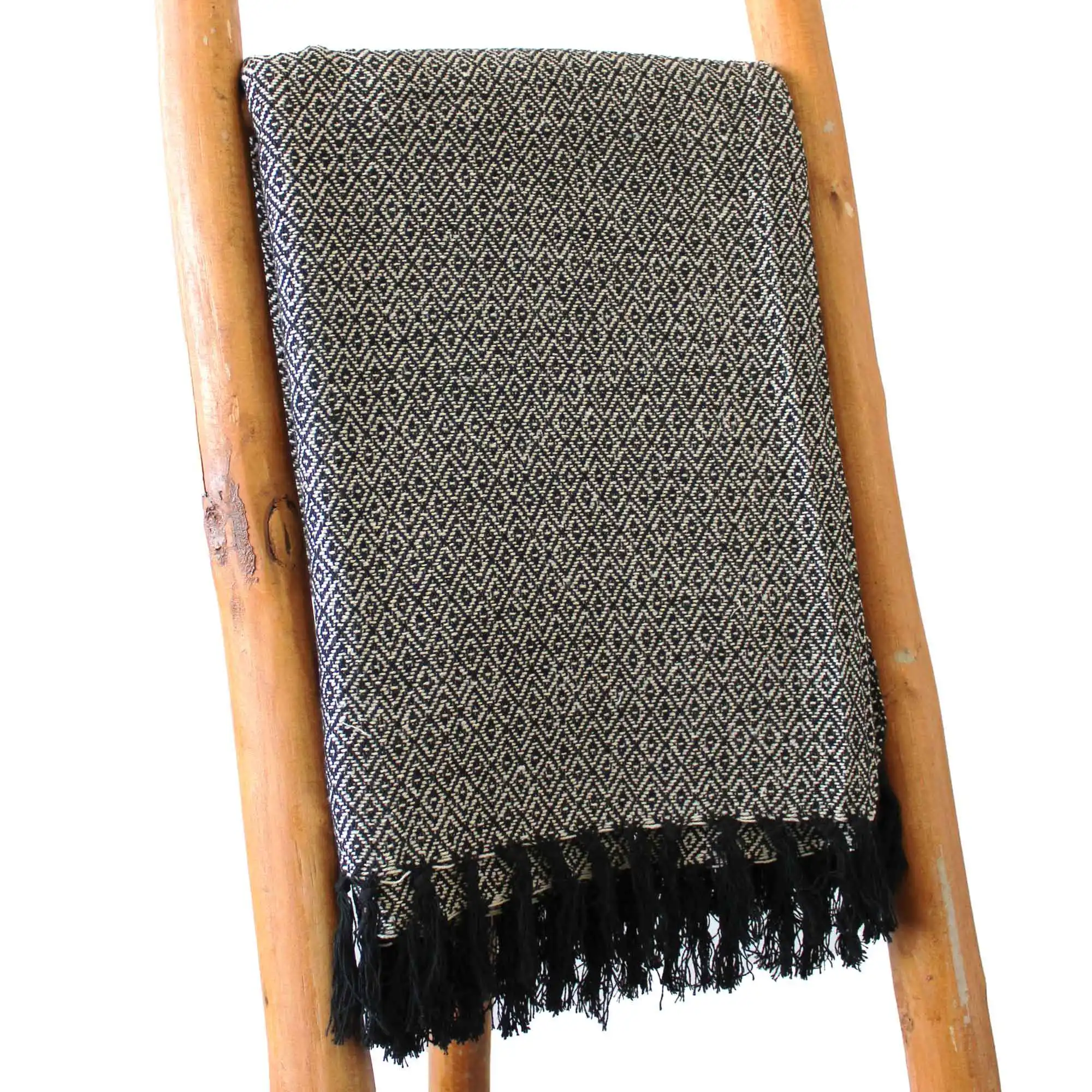 Boho Comfort Throws – Charcoal | www.artisangoods.co.uk 2 Boho Comfort Throws – Charcoal | www.artisangoods.co.uk 1