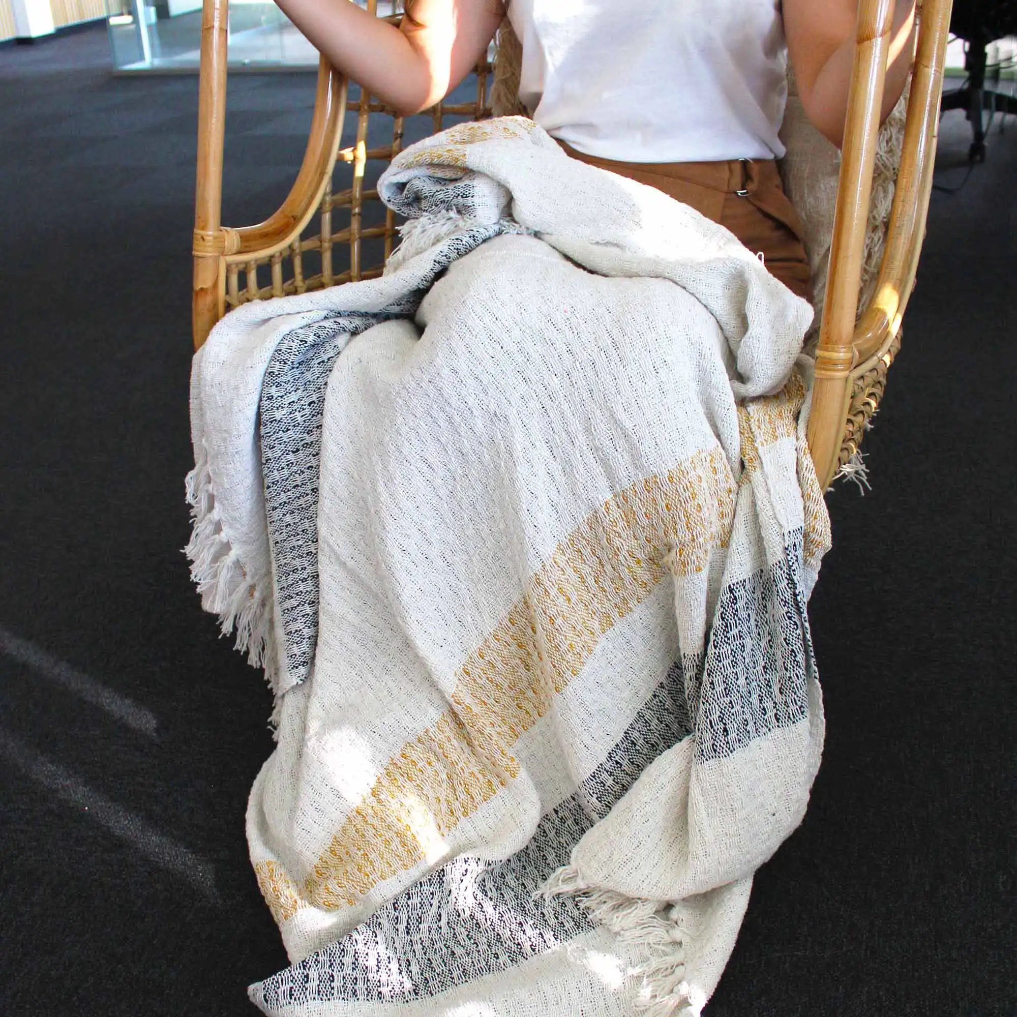 Boho Comfort Throws – Mellow Mattala | www.artisangoods.co.uk 6 Boho Comfort Throws – Mellow Mattala | www.artisangoods.co.uk 5