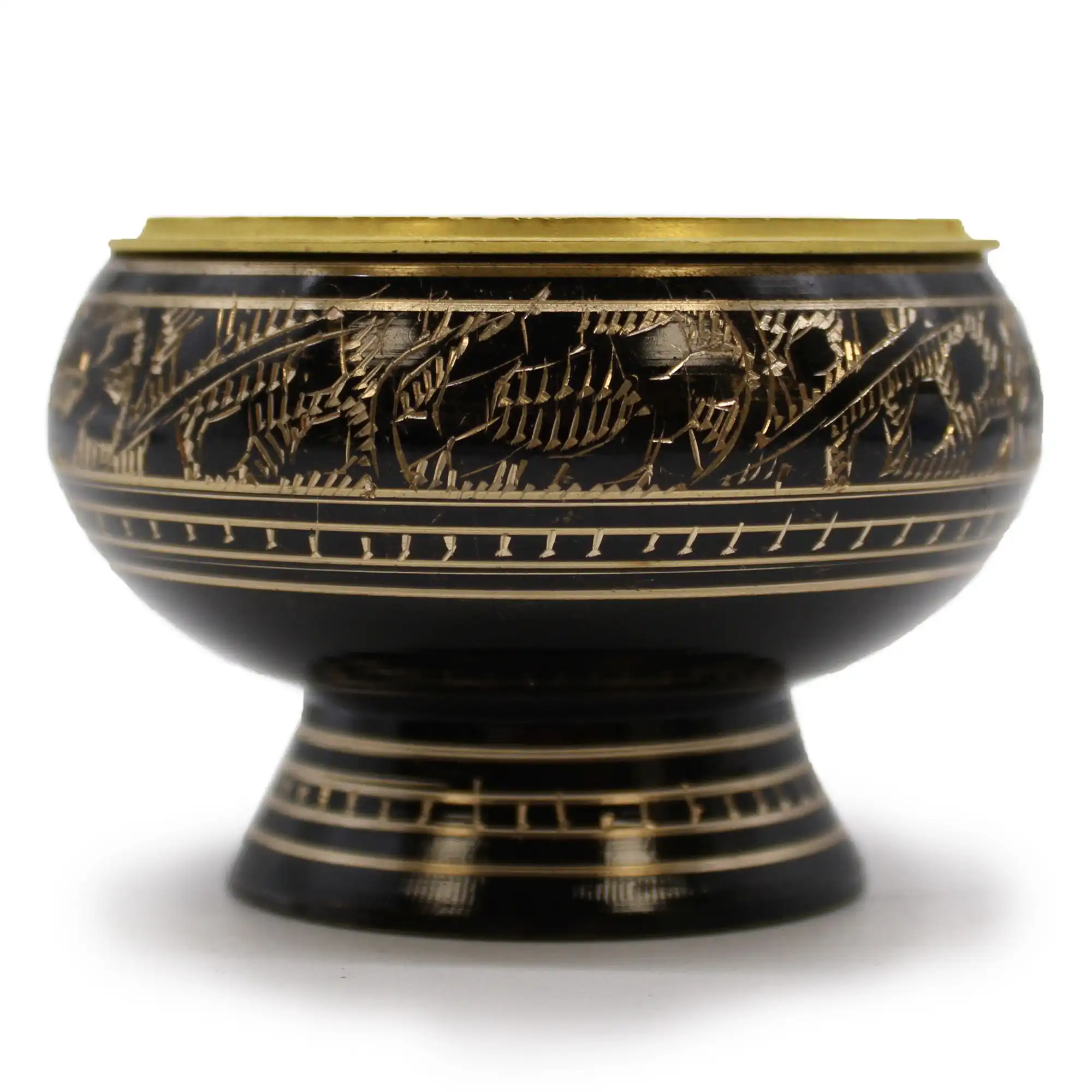 Brass Charcoal Burner | www.artisangoods.co.uk 2 Brass Charcoal Burner | www.artisangoods.co.uk 1