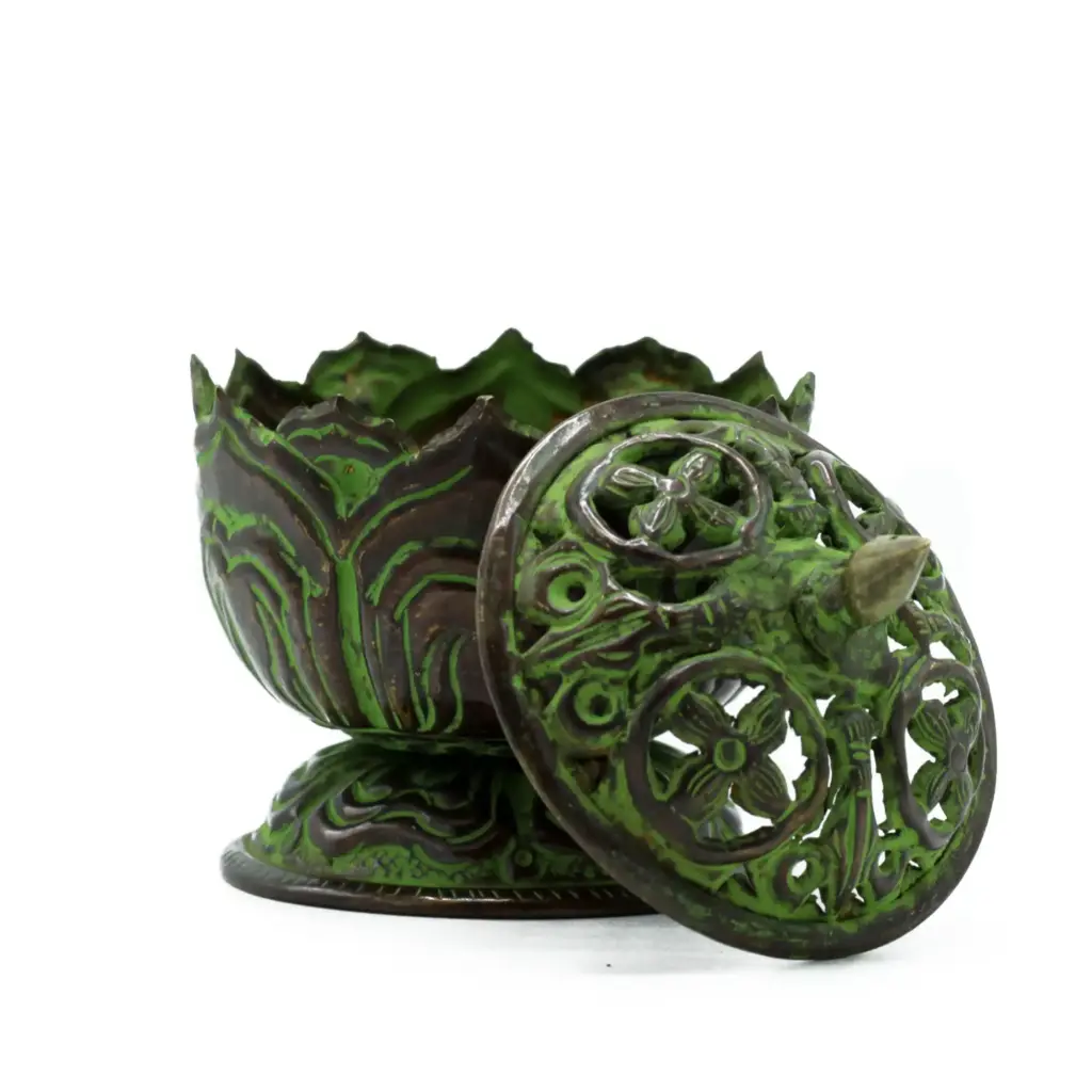Brass Verdigris Tibetan Incense Burner – Small Lotus | www.artisangoods.co.uk 2