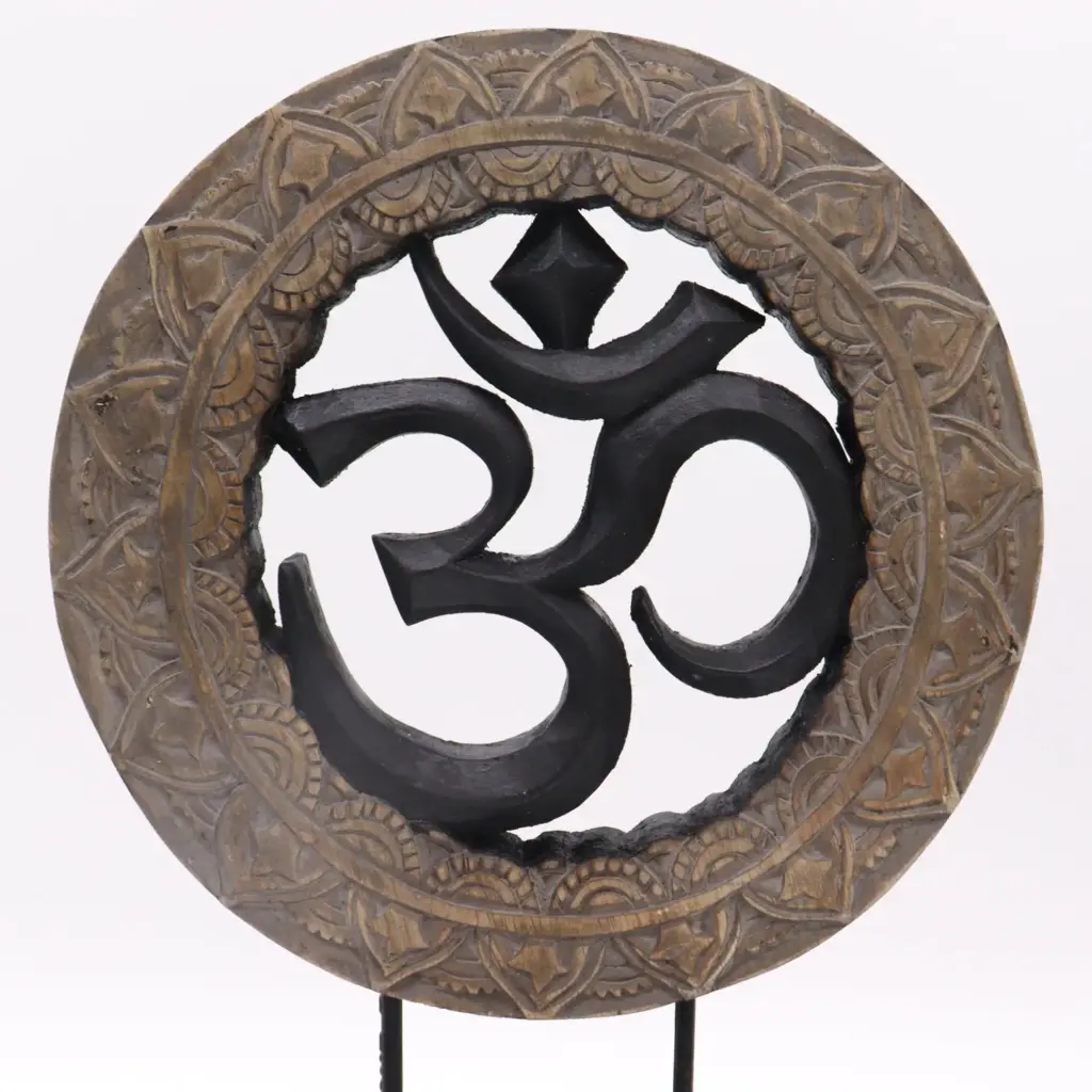 Buddha Feng Shui Set – Om – Grey & Black | www.artisangoods.co.uk 3