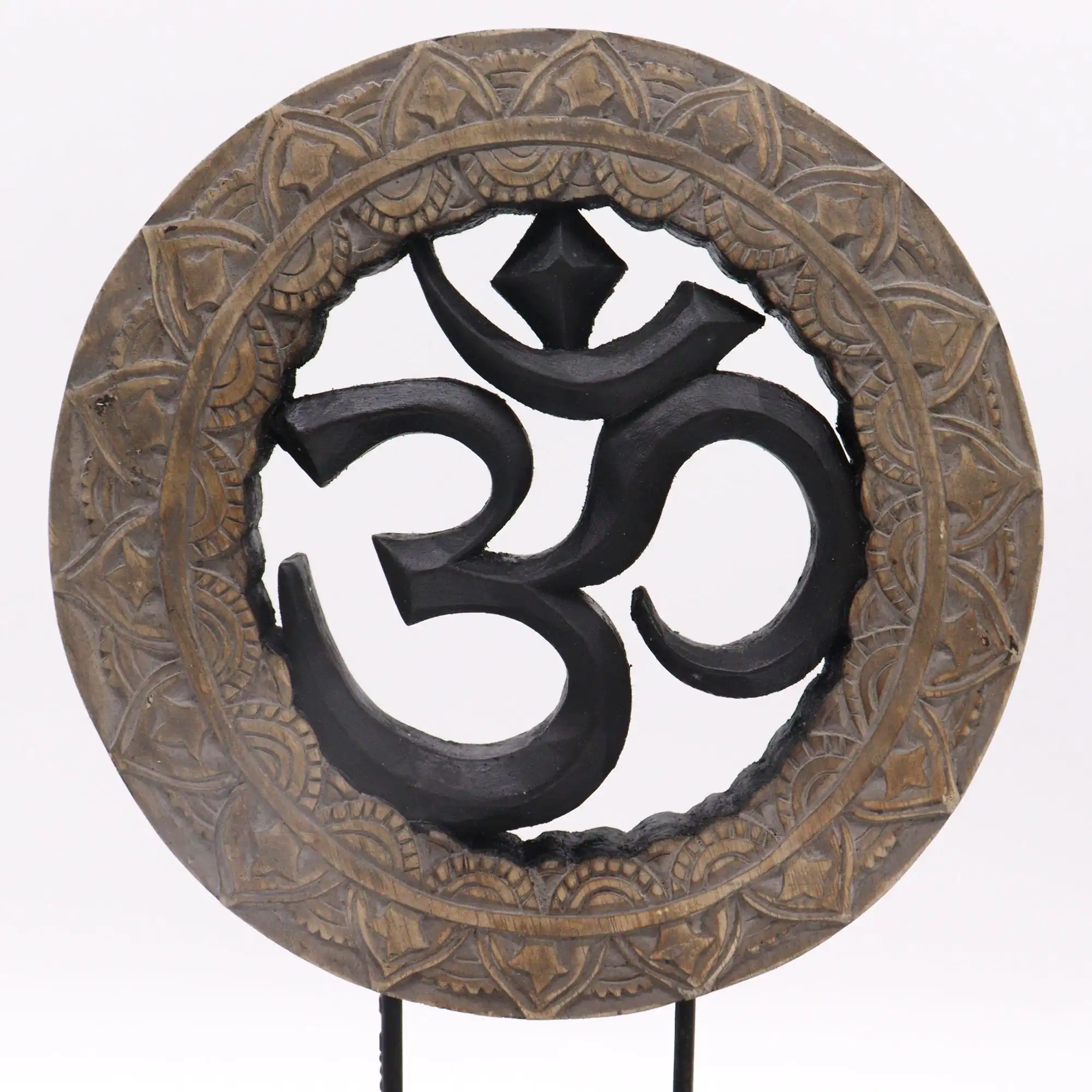 Buddha Feng Shui Set – Om – Grey & Black | www.artisangoods.co.uk 4 Buddha Feng Shui Set – Om – Grey & Black | www.artisangoods.co.uk 3