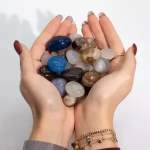 Bulk Mixed Agate – 1kg (aprox. 70 stones) | www.artisangoods.co.uk 3