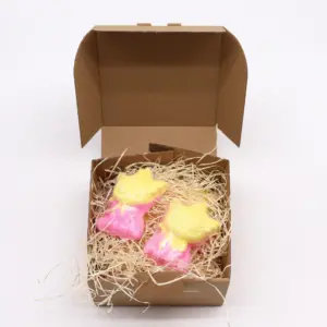 Cat Bathbomb 80g | www.artisangoods.co.uk 4