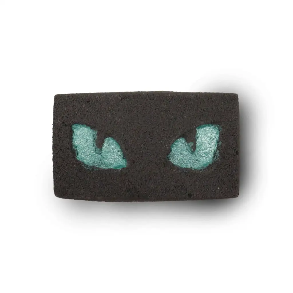 Cats Eyes Halloween  Bath Bomb 80g | www.artisangoods.co.uk 2