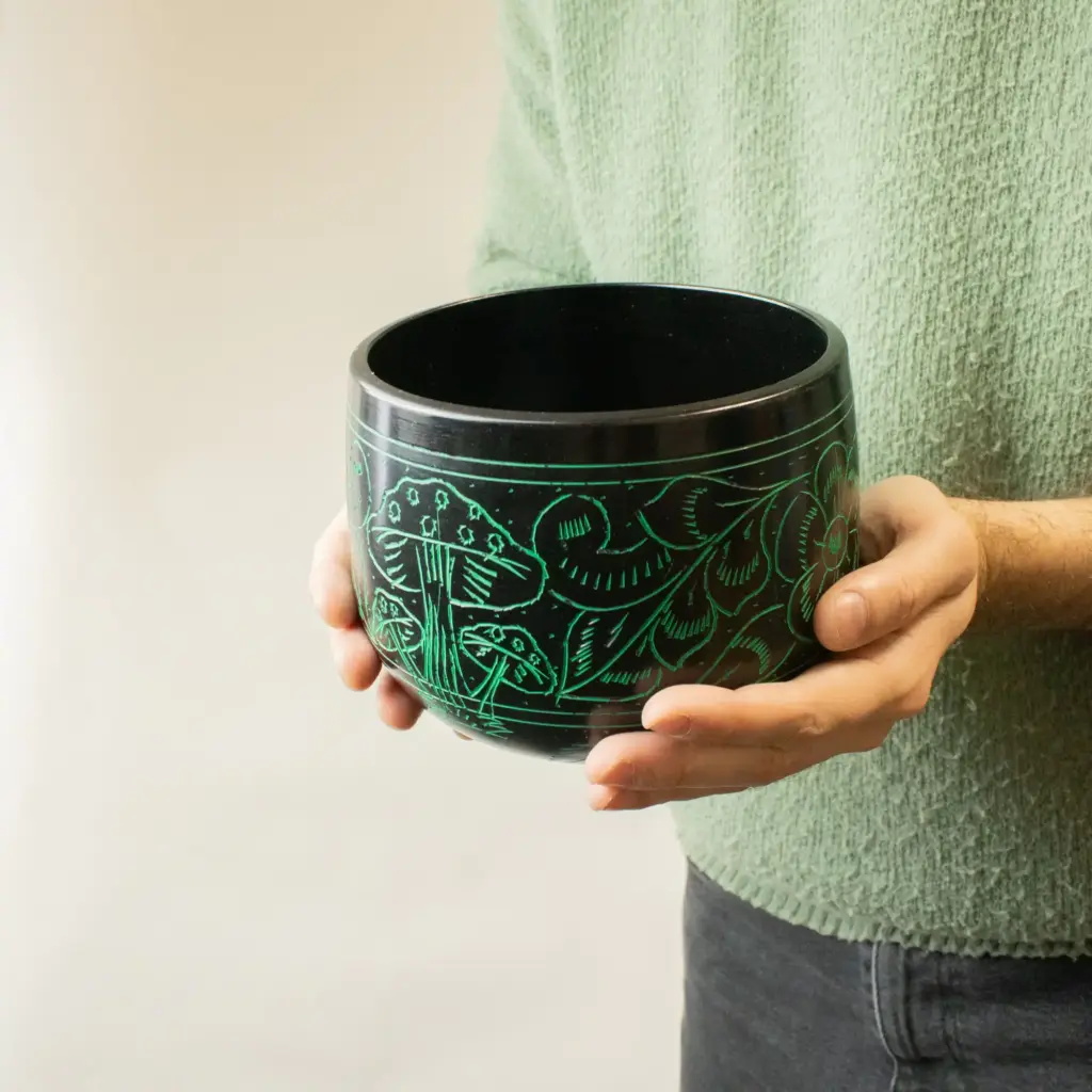 Cauldron Singing Bowl – Magic Mushroom – Green (15cm) | www.artisangoods.co.uk 5