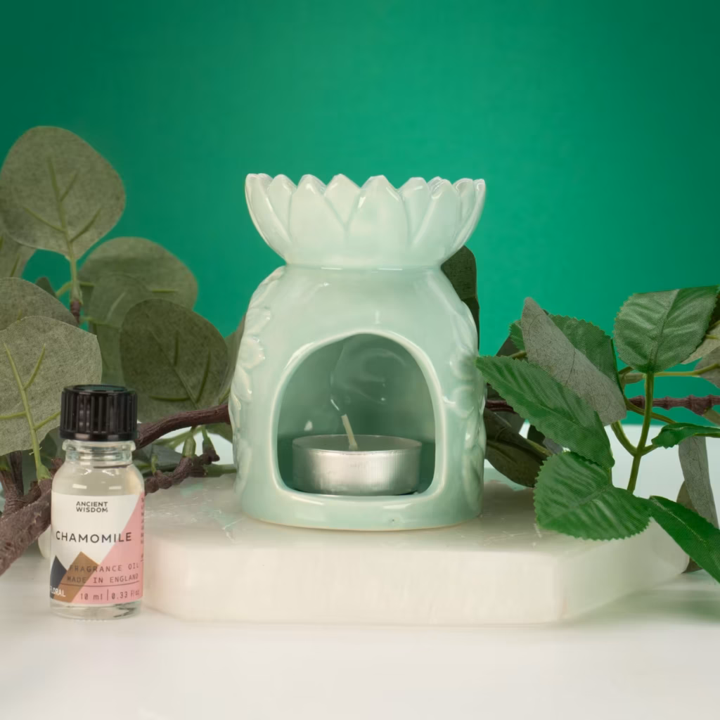 Ceramic Sunflower Oil Burner – Pastel Green | www.artisangoods.co.uk 4 Ceramic Sunflower Oil Burner – Pastel Green | www.artisangoods.co.uk 4