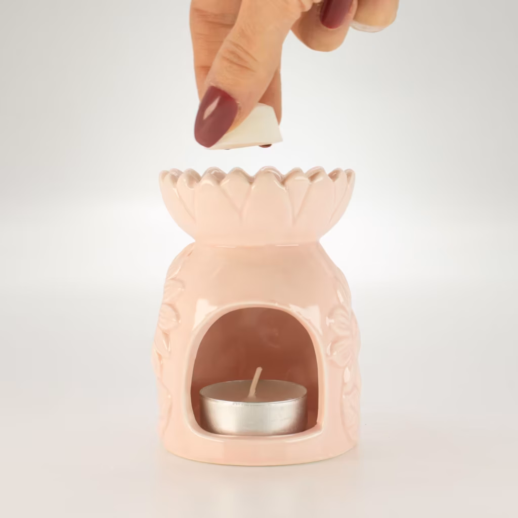 Ceramic Sunflower Oil Burner – Pastel Pink | www.artisangoods.co.uk 5 Ceramic Sunflower Oil Burner – Pastel Pink | www.artisangoods.co.uk 5