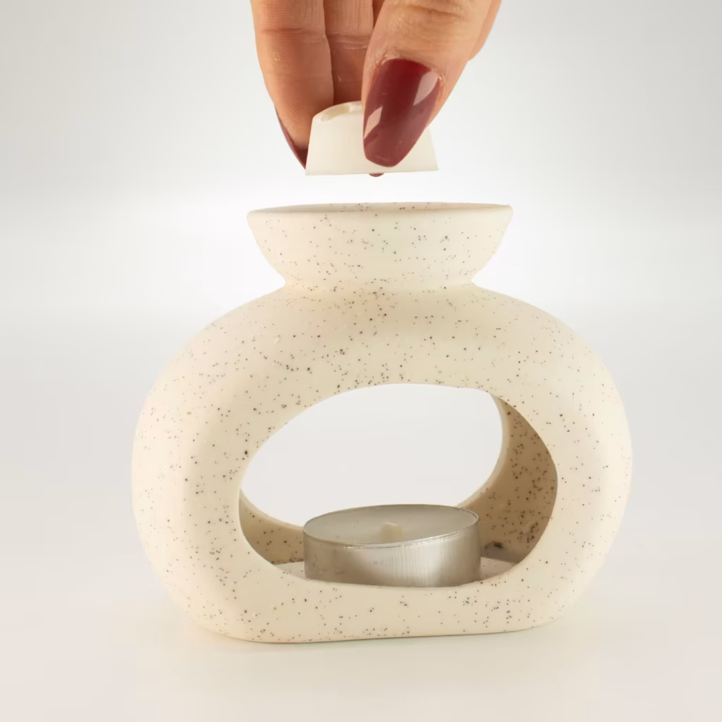 Ceramic Zen Oil Burner – Oval Pebble – Speckled Off-White | www.artisangoods.co.uk 5 Ceramic Zen Oil Burner – Oval Pebble – Speckled Off-White | www.artisangoods.co.uk 5