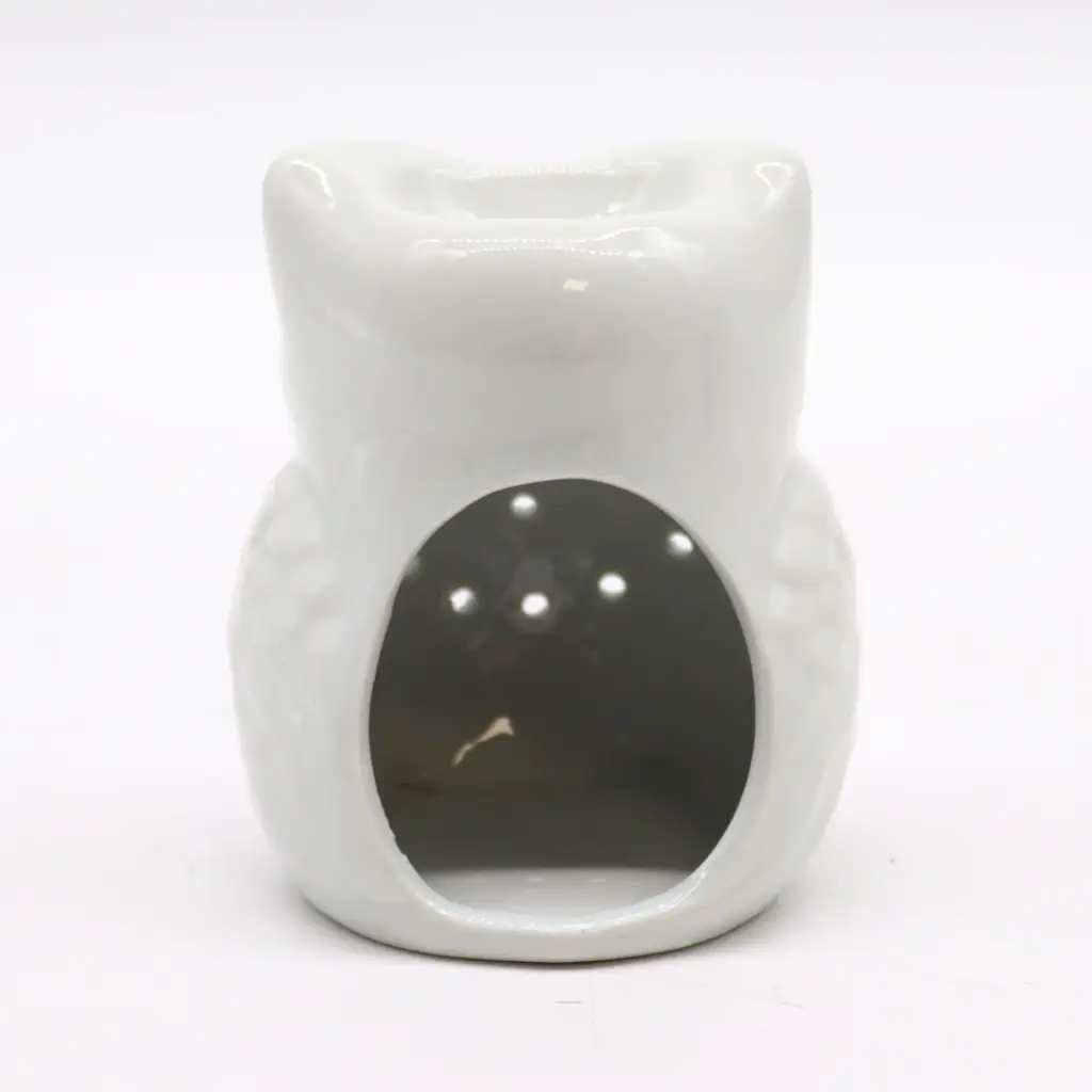 Classic White Oil Burner – Tall Owl | www.artisangoods.co.uk 2 Classic White Oil Burner – Tall Owl | www.artisangoods.co.uk 2