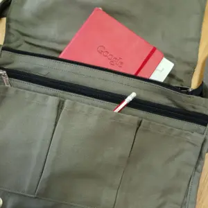 Cotton Canvas Laptop Messenger Bag – Olive | www.artisangoods.co.uk 2