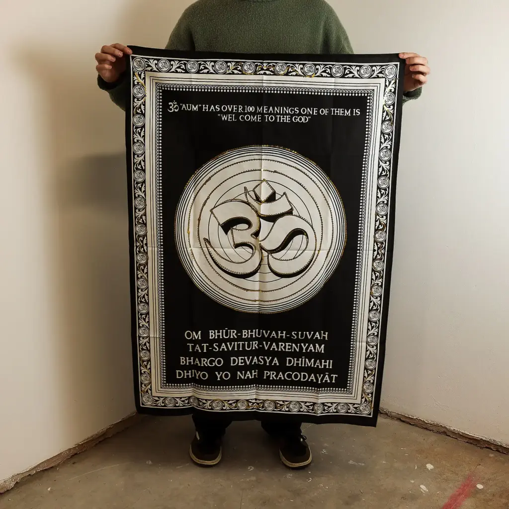 Cotton Wall Art (70x110cm) – Om – Welcome to the God | www.artisangoods.co.uk 2 Cotton Wall Art (70x110cm) – Om – Welcome to the God | www.artisangoods.co.uk 2