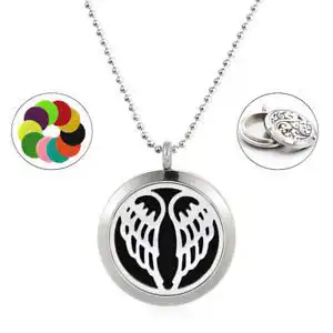 Diffuser Necklace and Essential Oils Set | www.artisangoods.co.uk 3 Diffuser Necklace and Essential Oils Set | www.artisangoods.co.uk 2