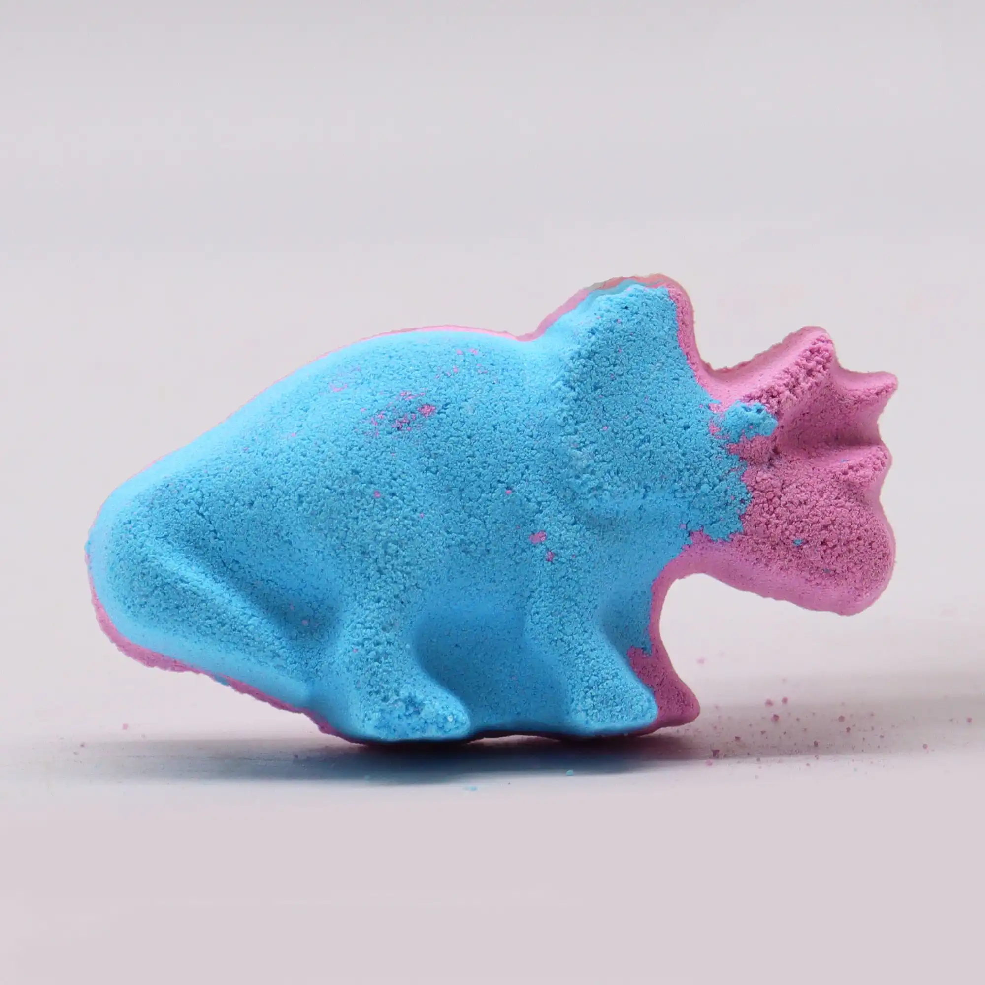 Dinosaur Bathbomb 80g | www.artisangoods.co.uk 3 Dinosaur Bathbomb 80g | www.artisangoods.co.uk 2