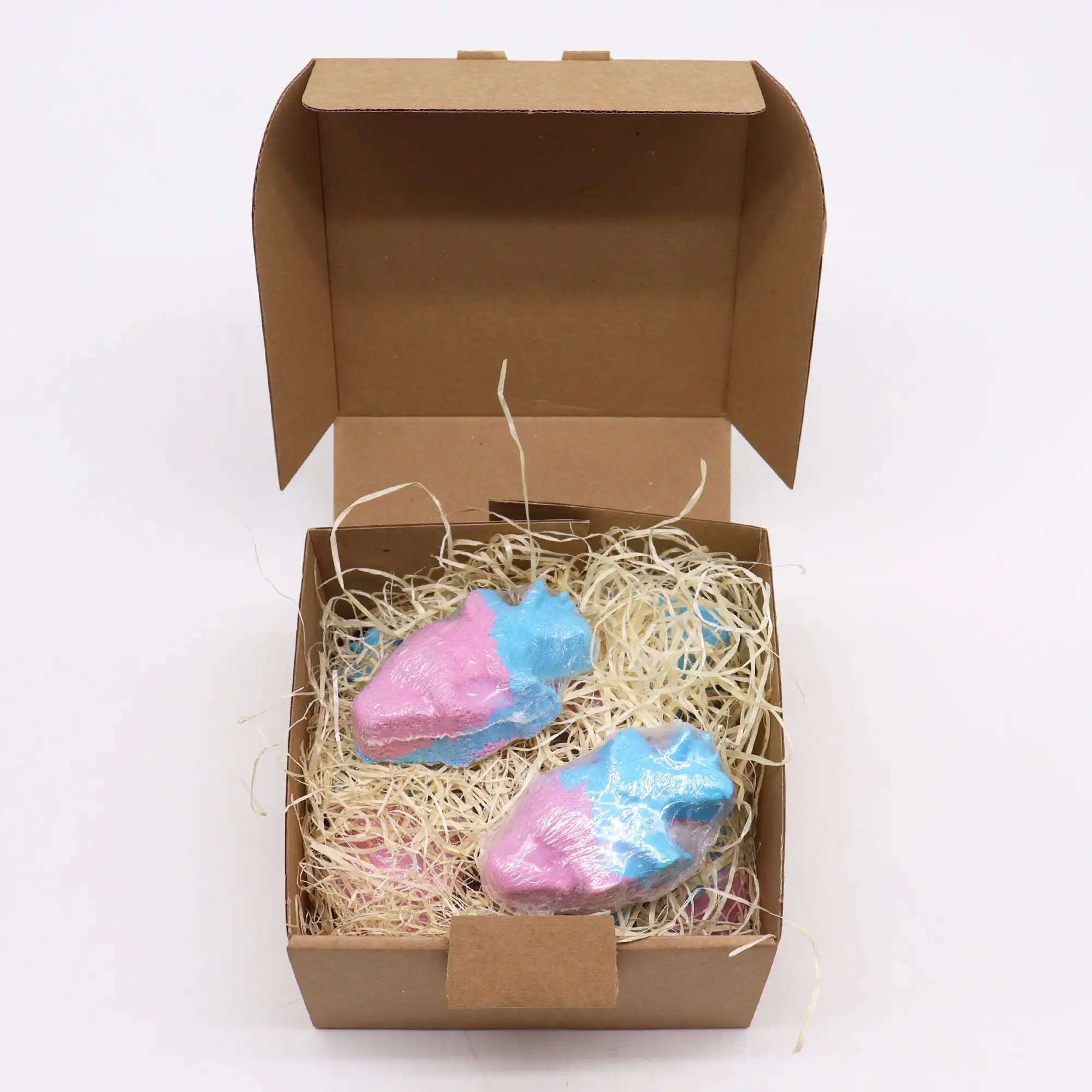 Dinosaur Bathbomb 80g | www.artisangoods.co.uk 5 Dinosaur Bathbomb 80g | www.artisangoods.co.uk 4
