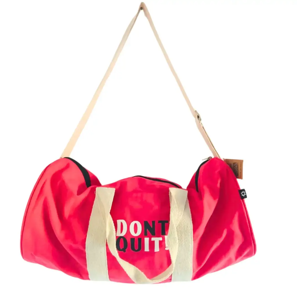 Don’t Quit Gym Bag – Cherry Pink | www.artisangoods.co.uk 4 Don’t Quit Gym Bag – Cherry Pink | www.artisangoods.co.uk 4