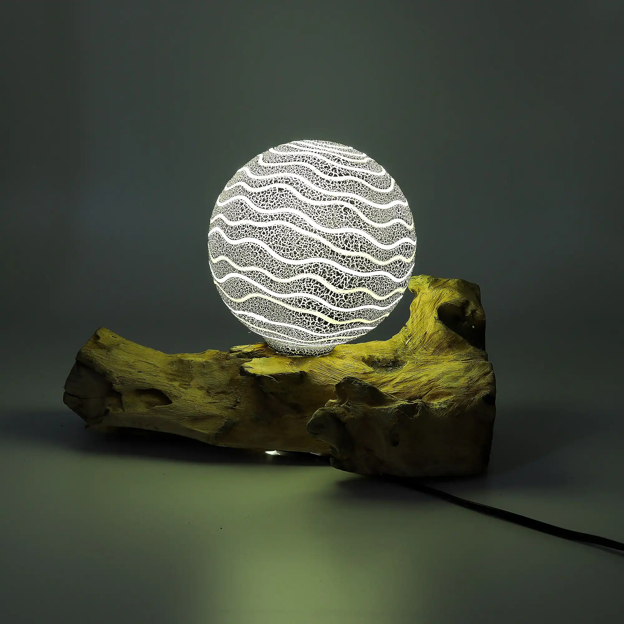 DriftGlow Lamp Grey Luna Shade | www.artisangoods.co.uk 5 DriftGlow Lamp Grey Luna Shade | www.artisangoods.co.uk 4