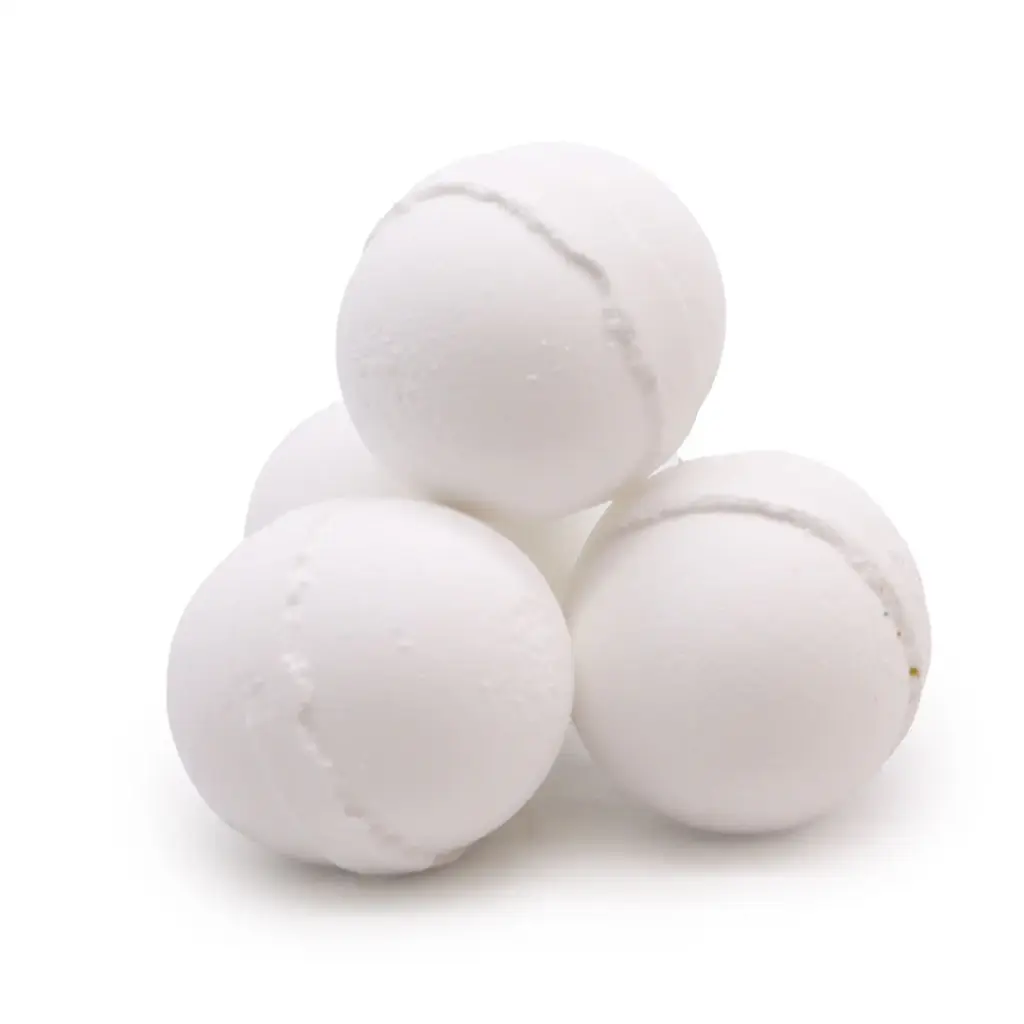 Essential Oil Bath Bomb – Peppermint & Eucalyptus | www.artisangoods.co.uk