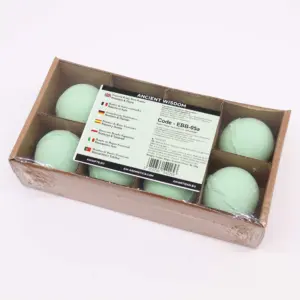 Essential Oil Bath Bomb – Rosemary & Thyme | www.artisangoods.co.uk 3